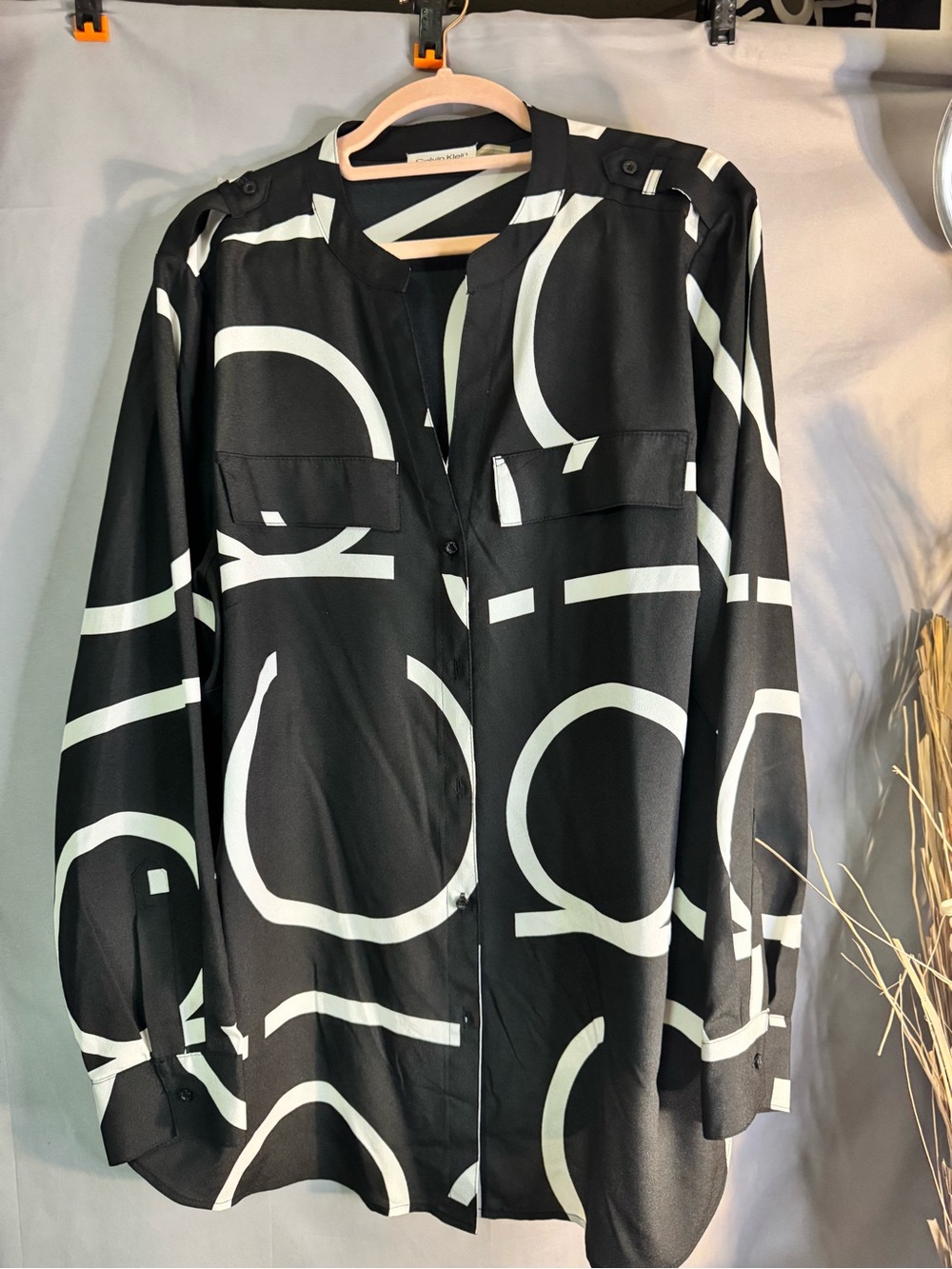 Calvin Klein Black & White Geometric Button-Down Shirt